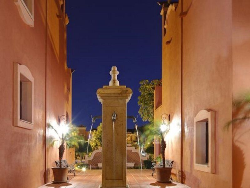Vasari Resort Marbella Bagian luar foto